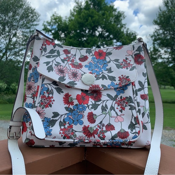 Liz Claiborne Crossbody Floral Purse - Picture 5 of 16